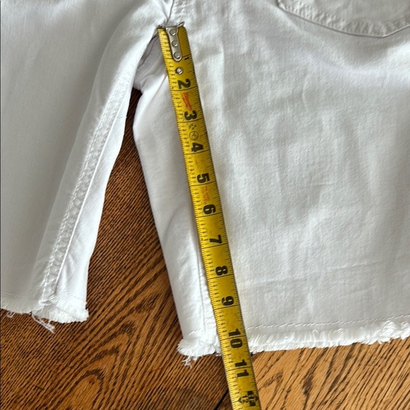 Ashley Stewart Crisp White Women's Bermudas - Picture 5 of 8